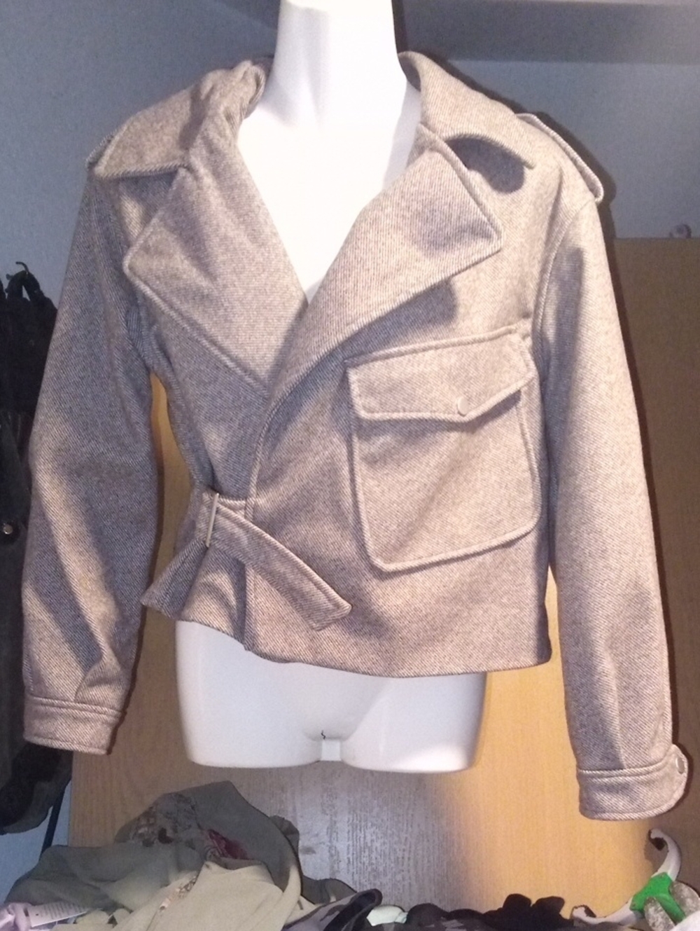 Womens Tailored Cropped Wool Blend Jacket - Taupe